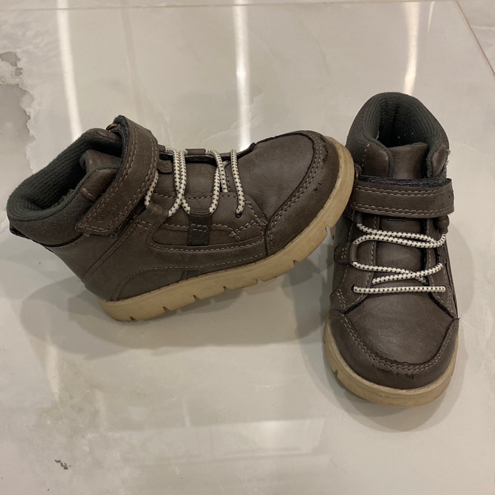 Toddler Boys Boots - size 7M